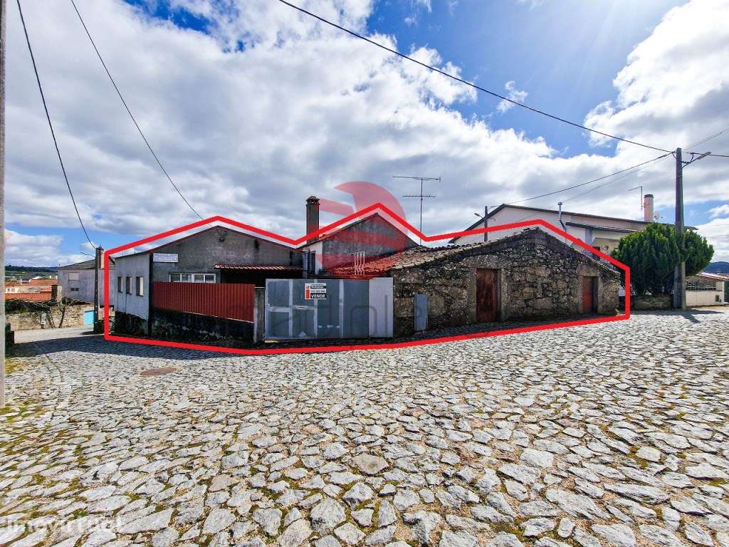 MORADIA C/ ADEGA E ARMAZÉM - Grande imagem: 4/19