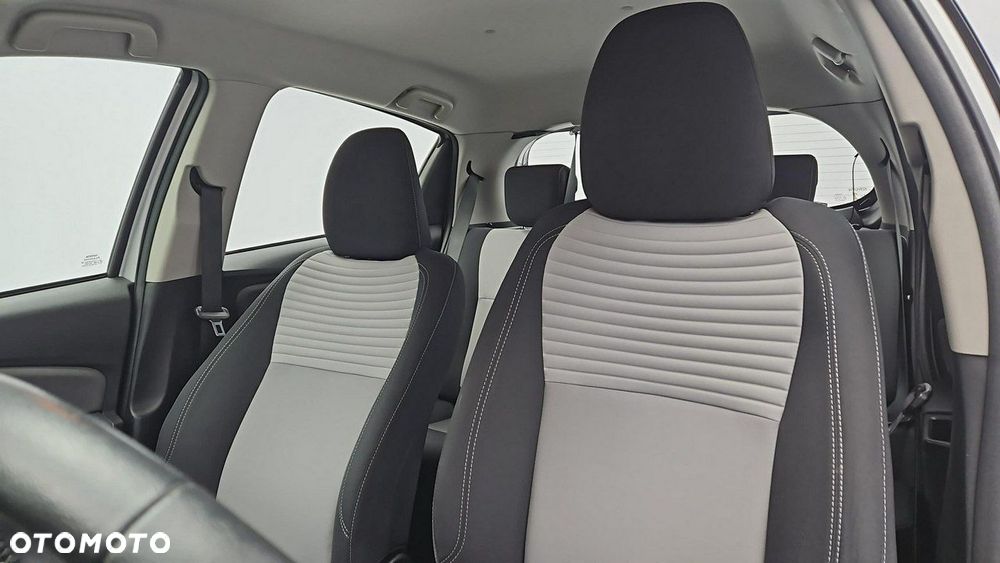 Toyota Yaris - 11