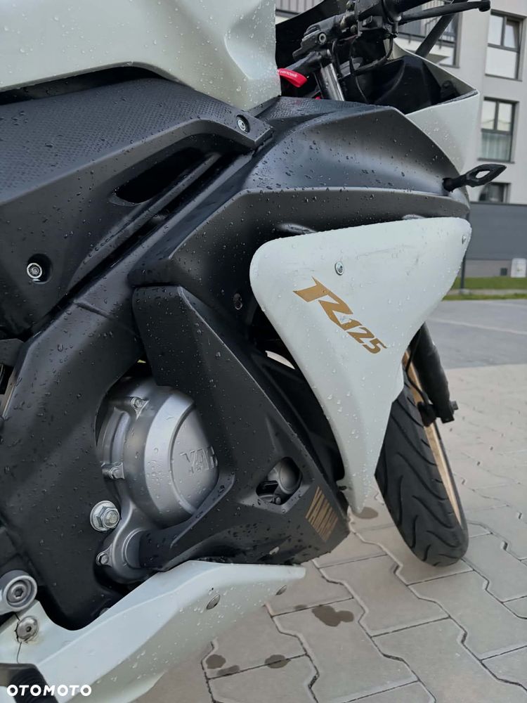 Yamaha R125 - 16