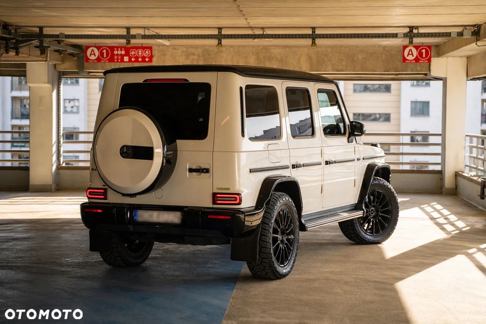 Mercedes-Benz Klasa G 400 d - 4