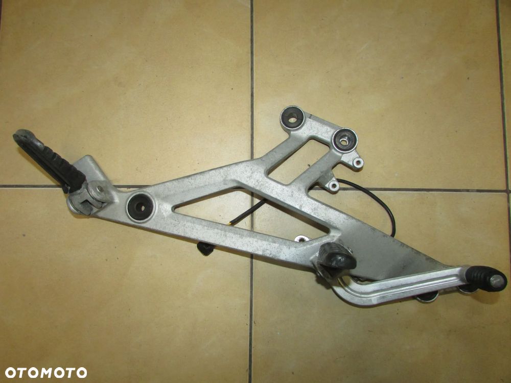 Ducati Monster 600 620 900 podnóżek set panel prawy - 1