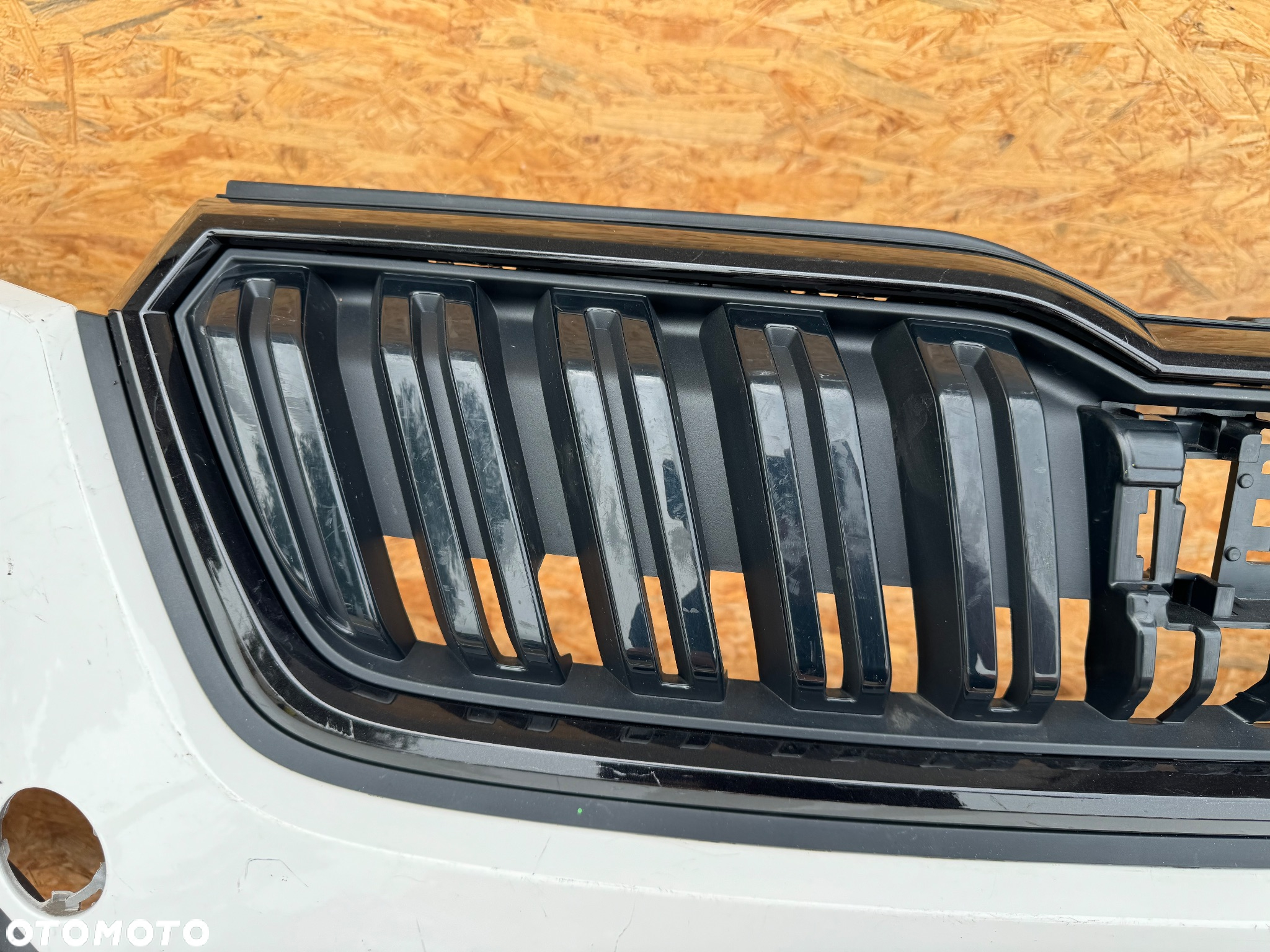 ZDERZAK PRZÓD PRZEDNI SKODA KAMIQ MONTE CARLO GRILL PŁYTA KRATKA 658807221 658853653A 658807061 658853677 658807367 658807368 658807056 ORYGINAŁ - 6