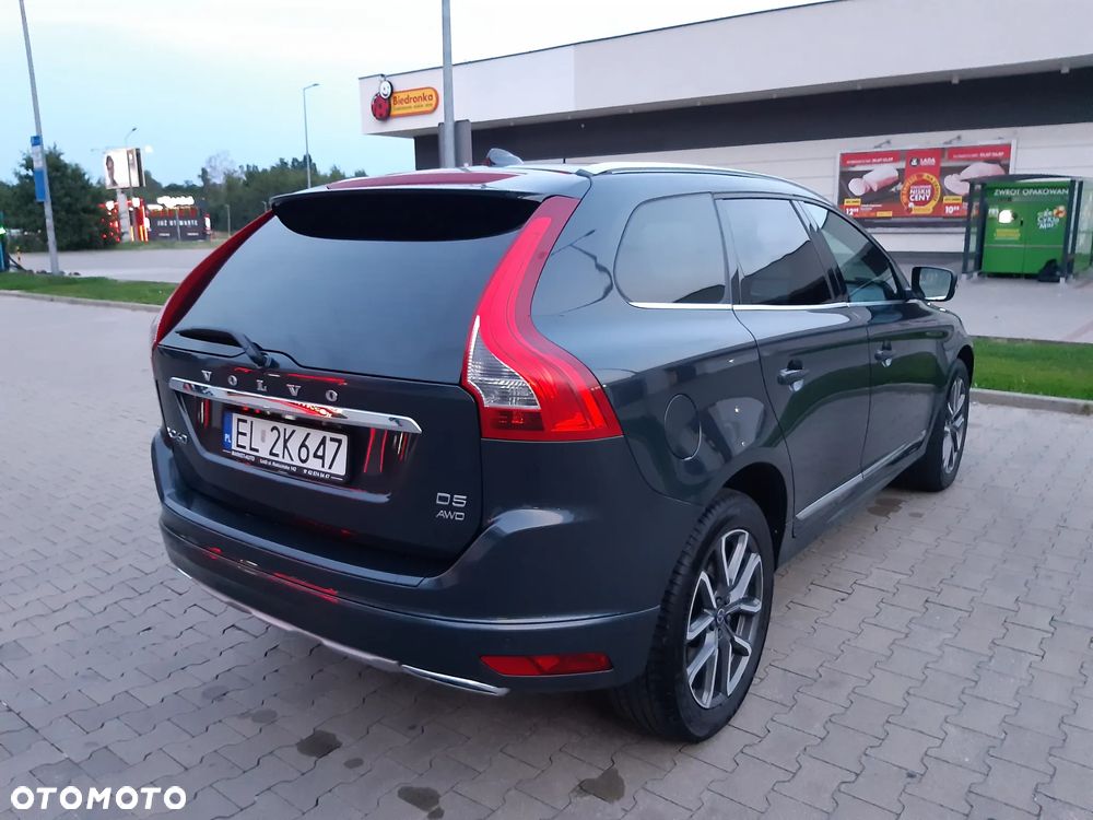 Volvo XC 60 D5 AWD Summum - 4