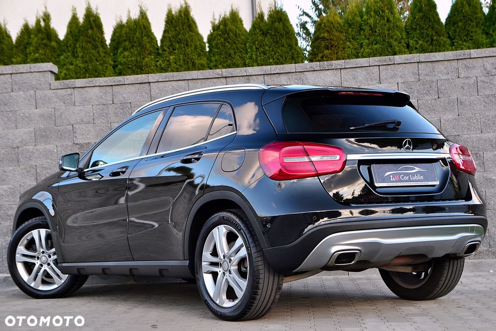 Mercedes-Benz GLA 200 Style - 7