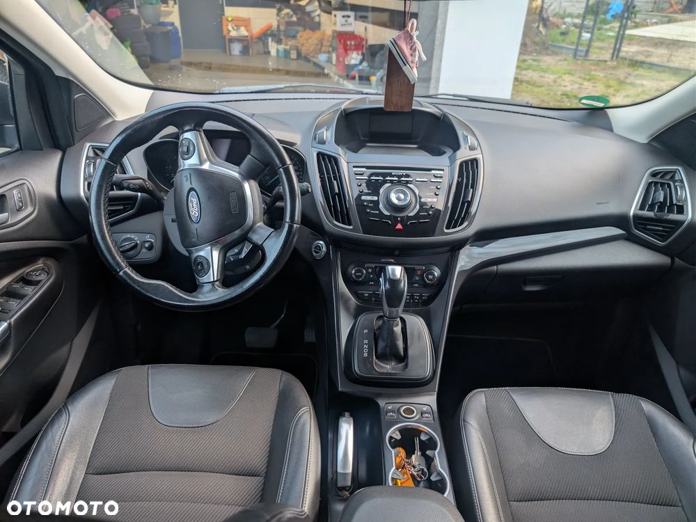 Ford Kuga - 9