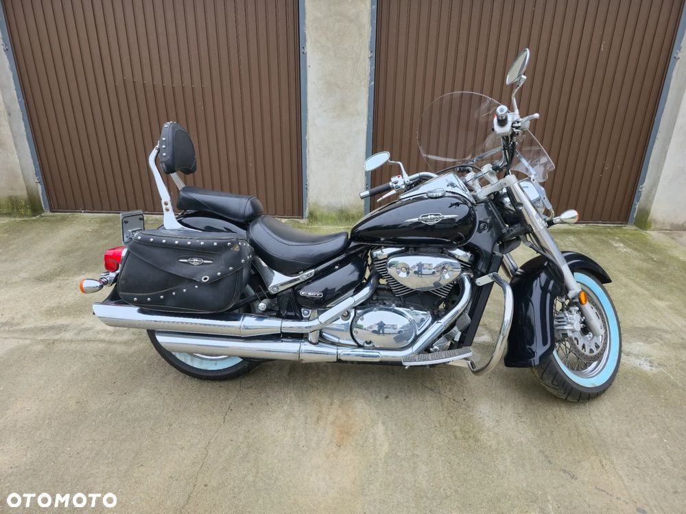 Suzuki VL 800 Volusia - Boulevard C50 - 3