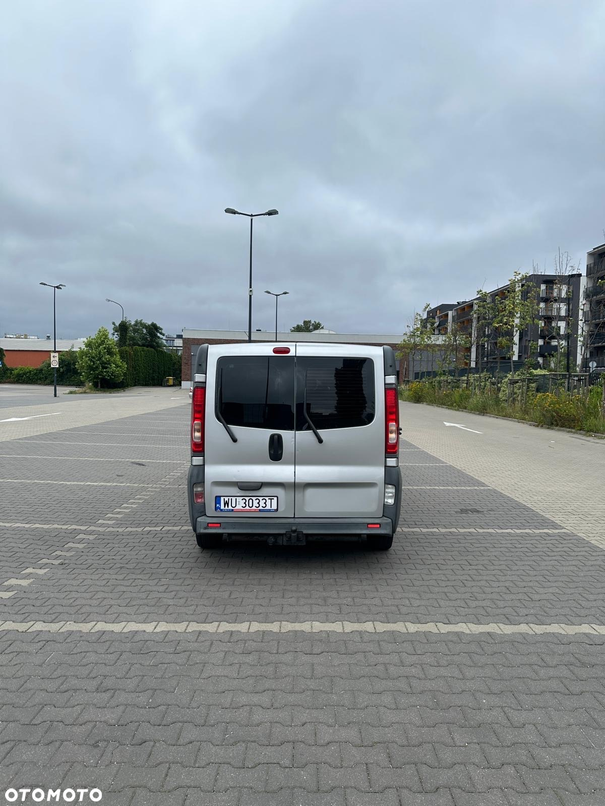 Opel Vivaro - 5
