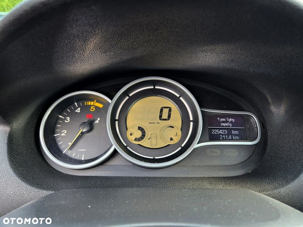 Renault Megane 1.5 dCi Business - 21