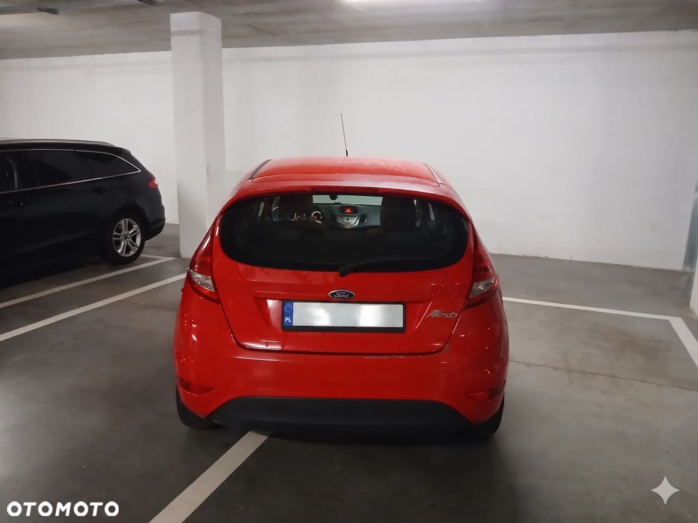 Ford Fiesta 1.25 Ambiente EU5 - 8