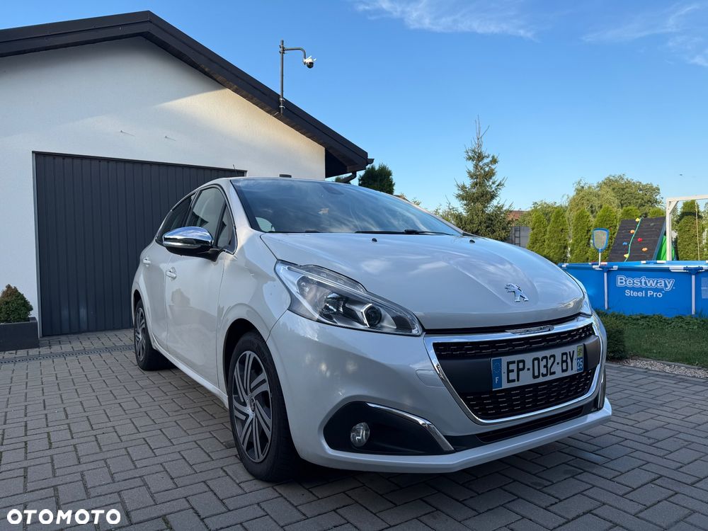 Peugeot 208 1.6 BlueHDi Allure S&S - 7
