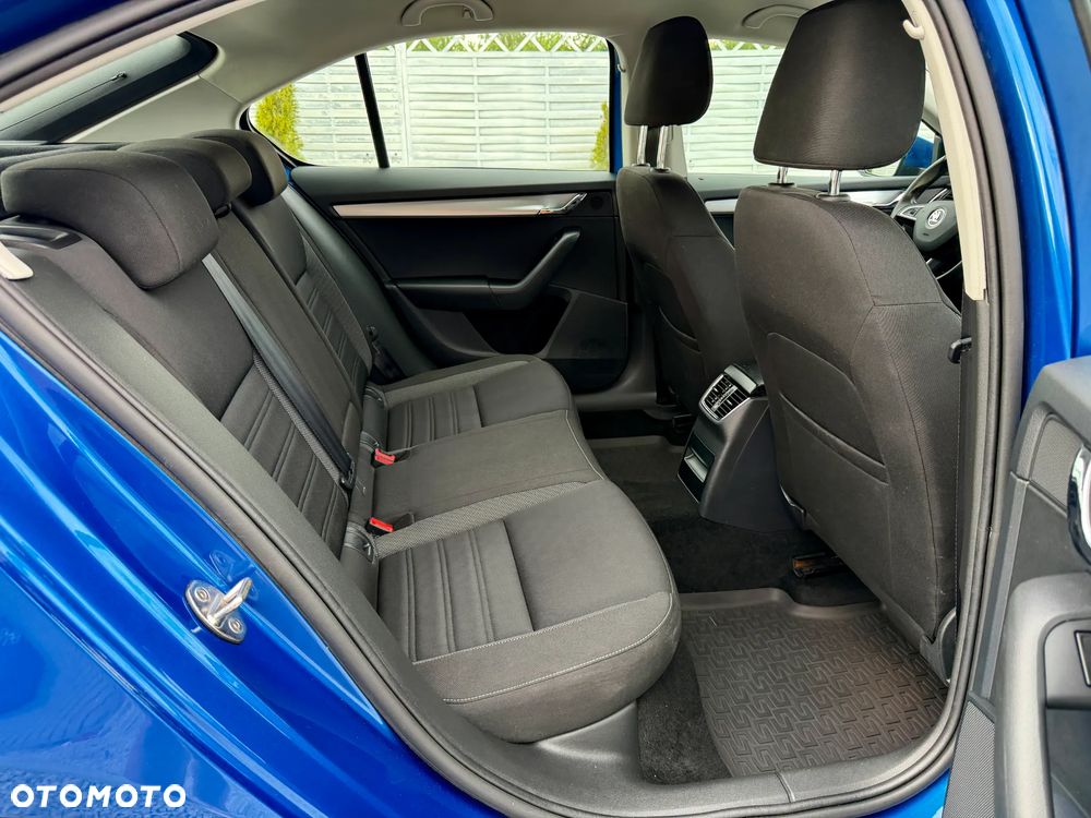 Skoda Octavia 1.5 TSI ACT Style DSG - 18