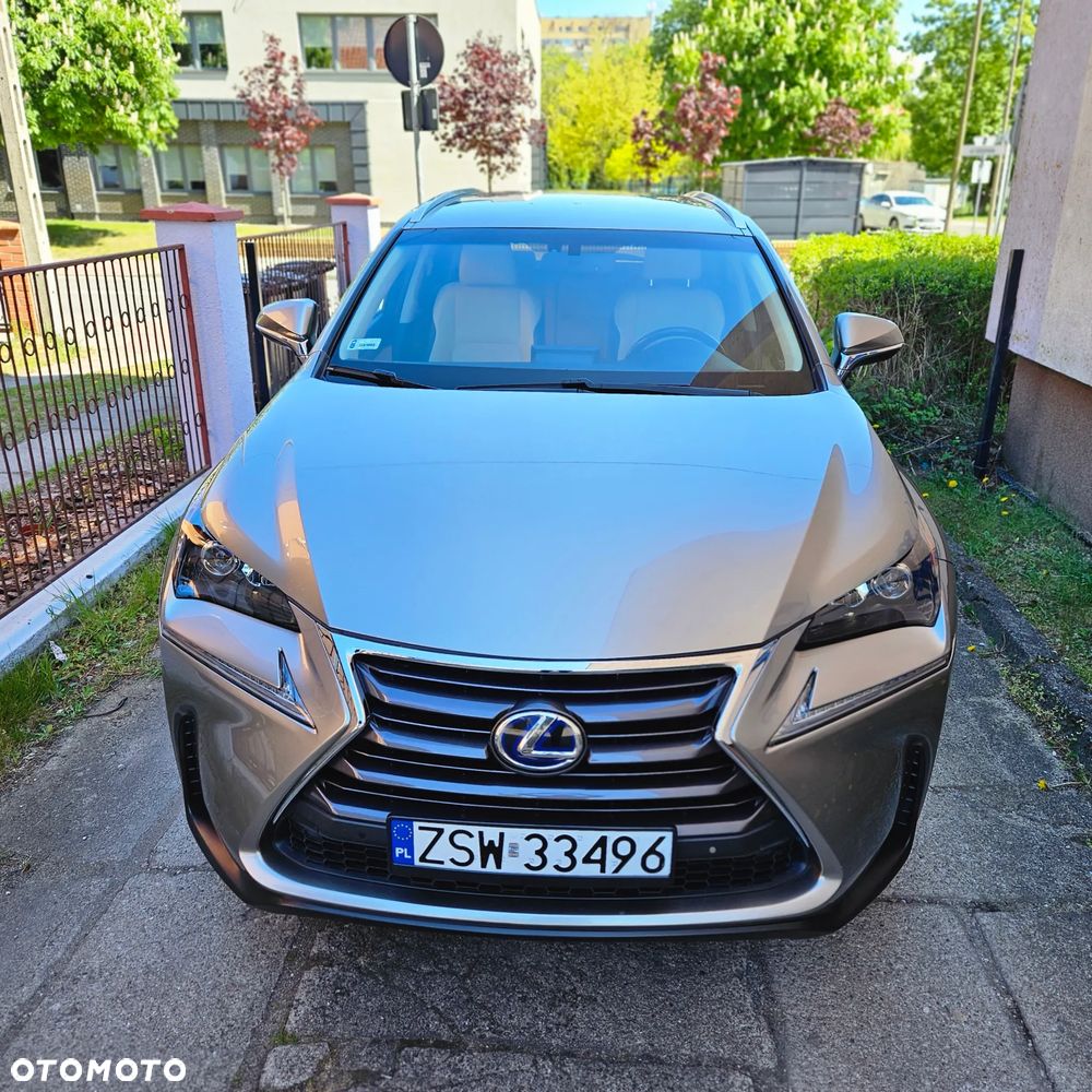 Lexus NX 200t AWD Luxury Line - 1