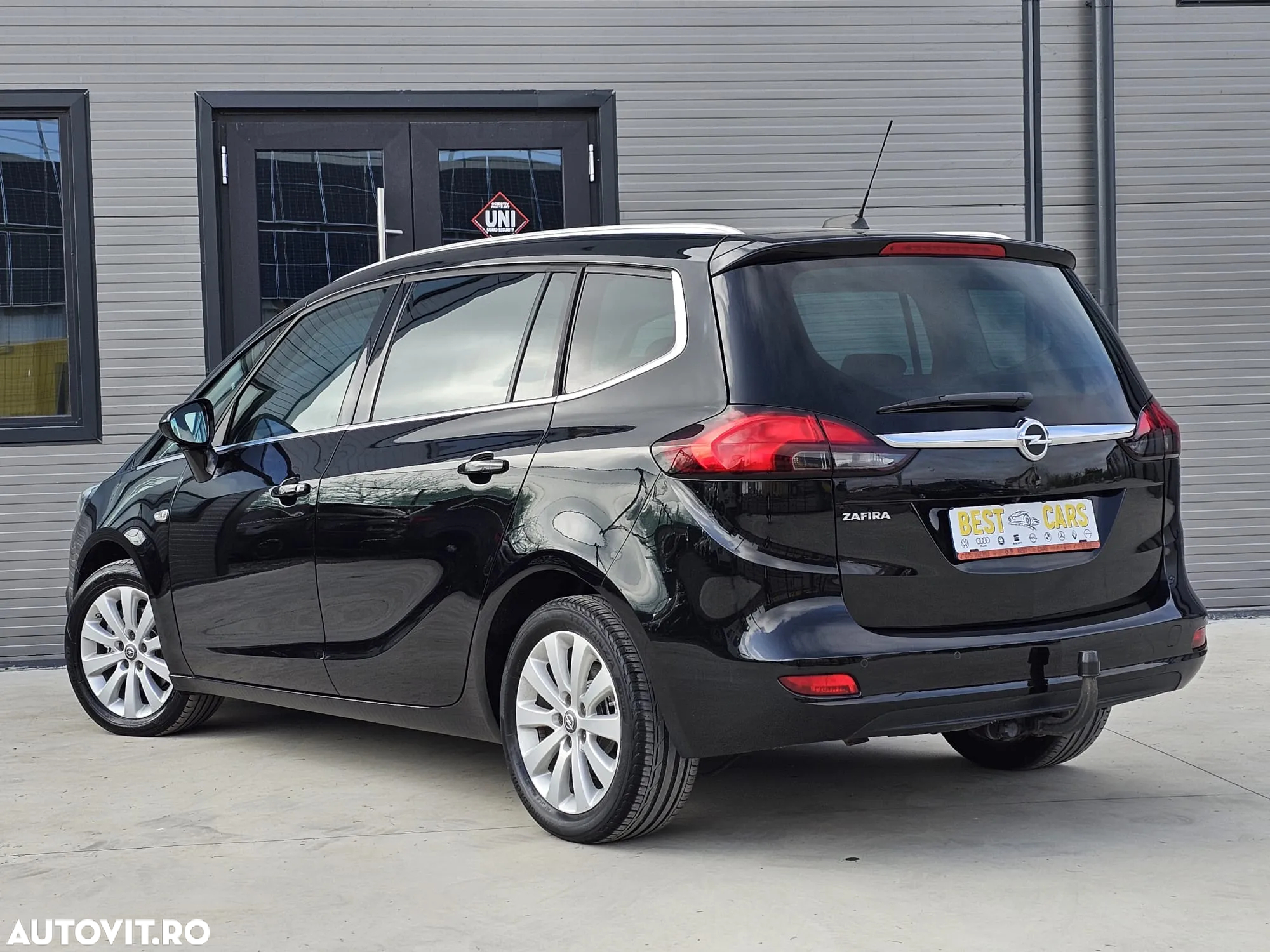 Opel Zafira 1.6 D Start/Stop Business Innovation - 4