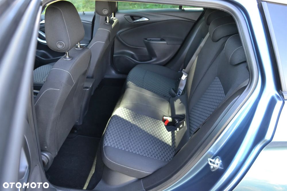 Opel Astra 1.4 Turbo Edition - 17