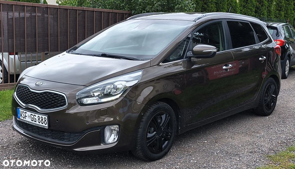 Kia Carens 1.7 CRDi 136 Fifa World Cup Edition - 2