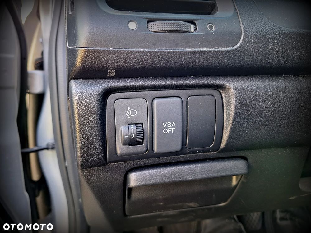 Honda Accord 2.0 Executive - 16