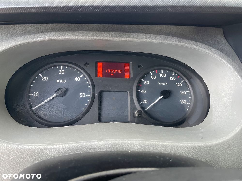 Renault Master Brygadówka 7 osobowy 2 x drzwi przesuwne - 24