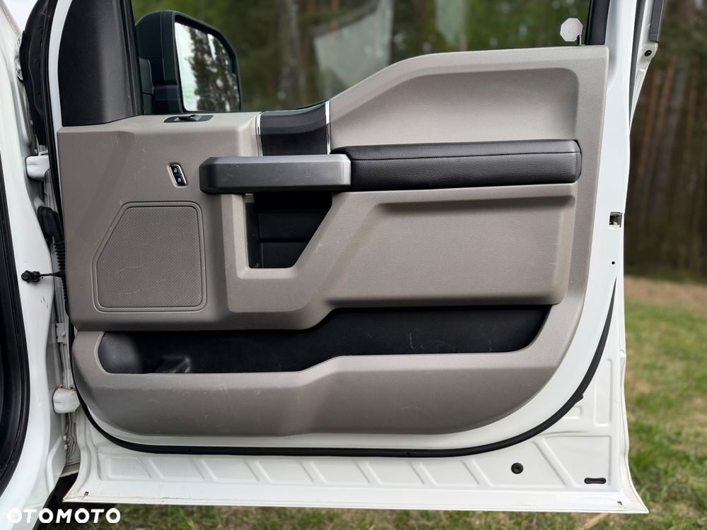Ford F150 - 21