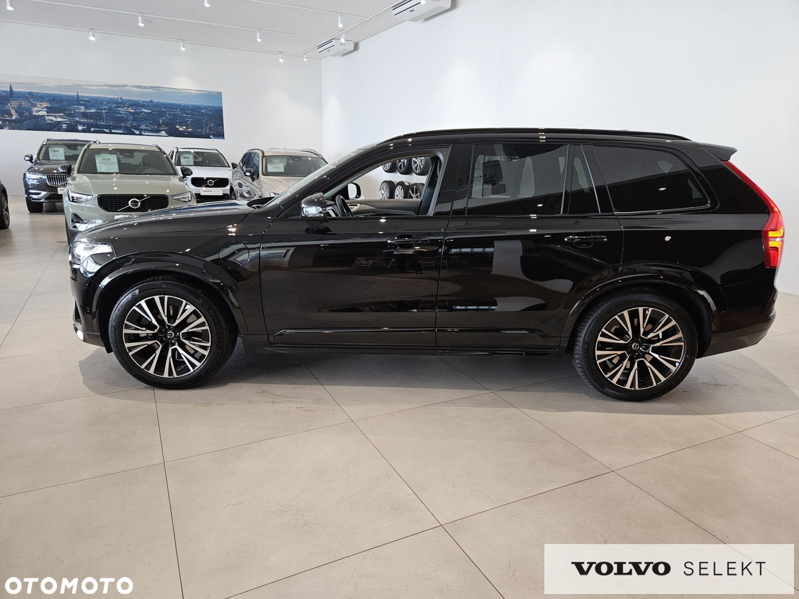 Volvo XC 90 - 9