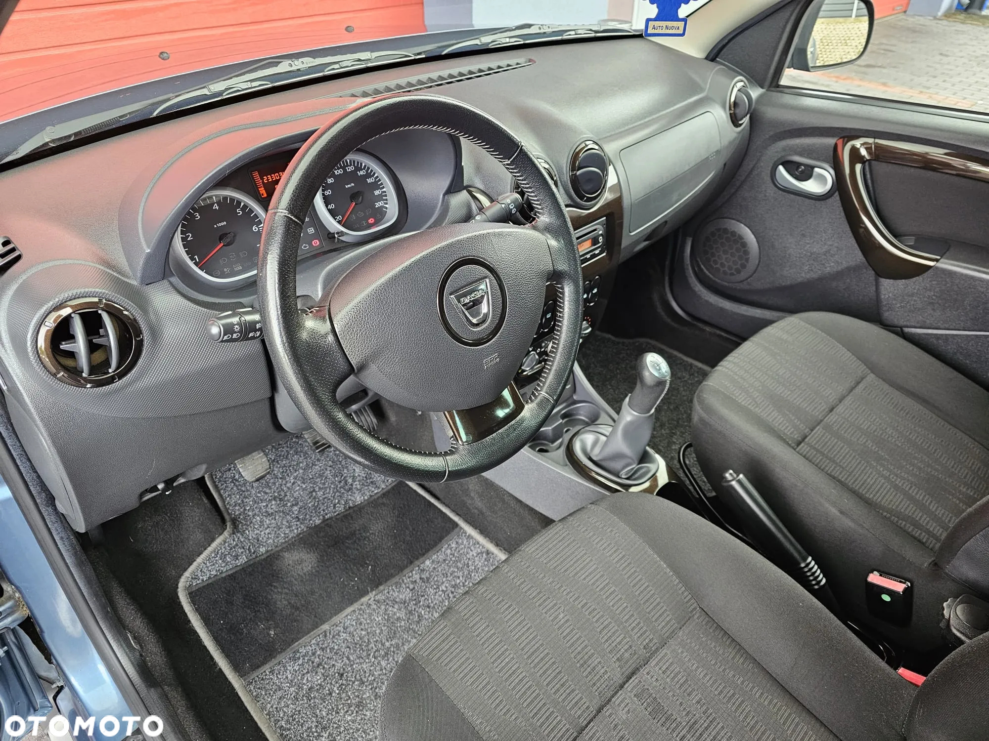Dacia Duster 1.6 16V 4x2 Prestige - 17