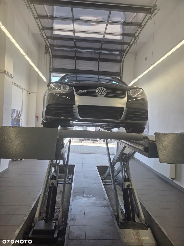 Volkswagen Golf R32 DSG - 3