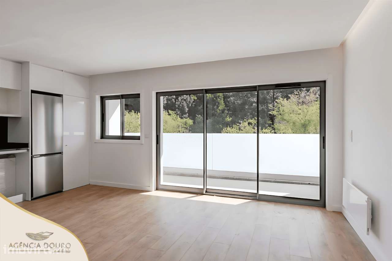 Apartamento T3 com varanda em Vila Nova de Gaia - Grande imagem: 2/31