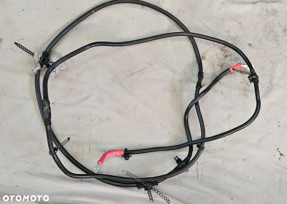 Przewód kabel klema plus plusowa akumulatora Audi A6 C6 2,0 TDI 2006r - 1