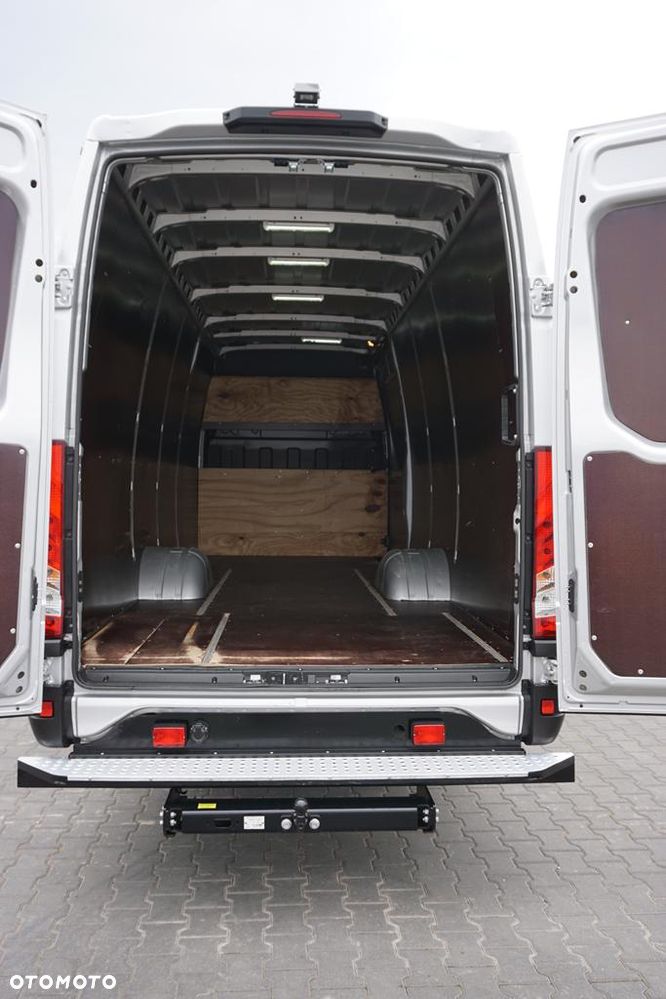 Iveco / DAILY / 70C18 / 3,0 - 180 KM / HI - MATIC / MAXI / 91 000 KM - 10