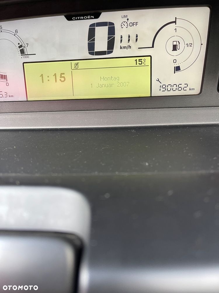 Citroën C4 Picasso - 16