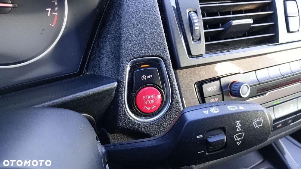 BMW Seria 1 114i Sport Line - 36