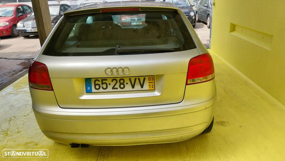 Audi A3 2.0 TDI Ambiente - 20
