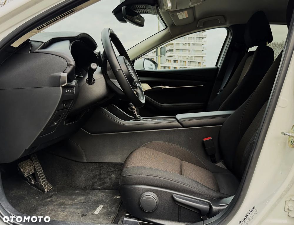 Mazda 3 2.0 mHEV Exclusive-Line - 10