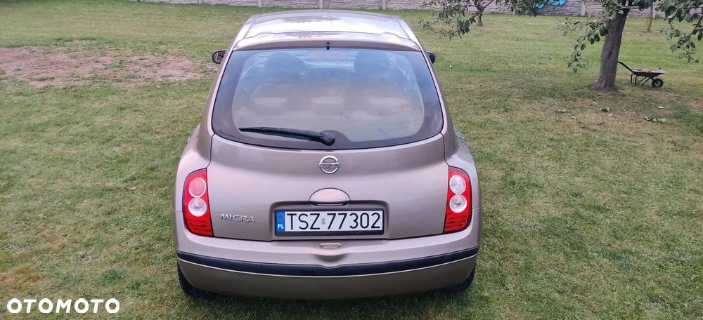 Nissan Micra 1.2 Visia AC/CD - 10