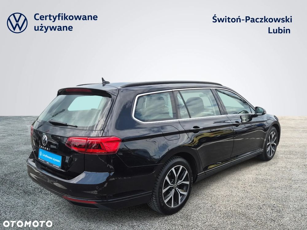 Volkswagen Passat Variant 2.0 TDI SCR Business DSG - 2