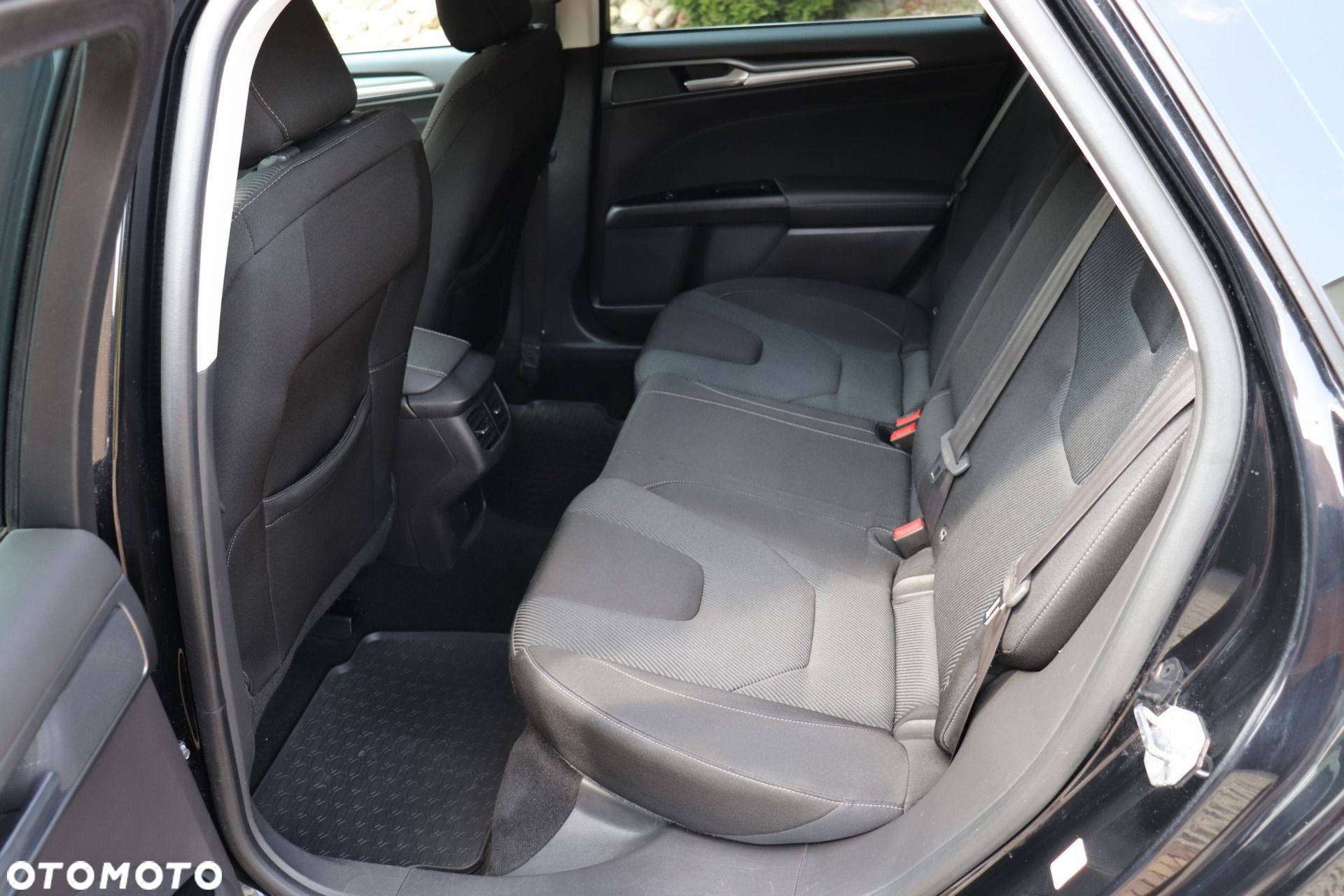 Ford Mondeo 2.0 TDCi Titanium - 25