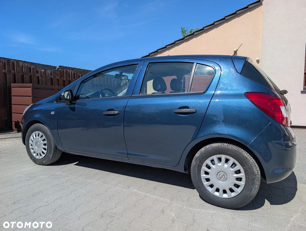 Opel Corsa 1.2 16V Enjoy - 9