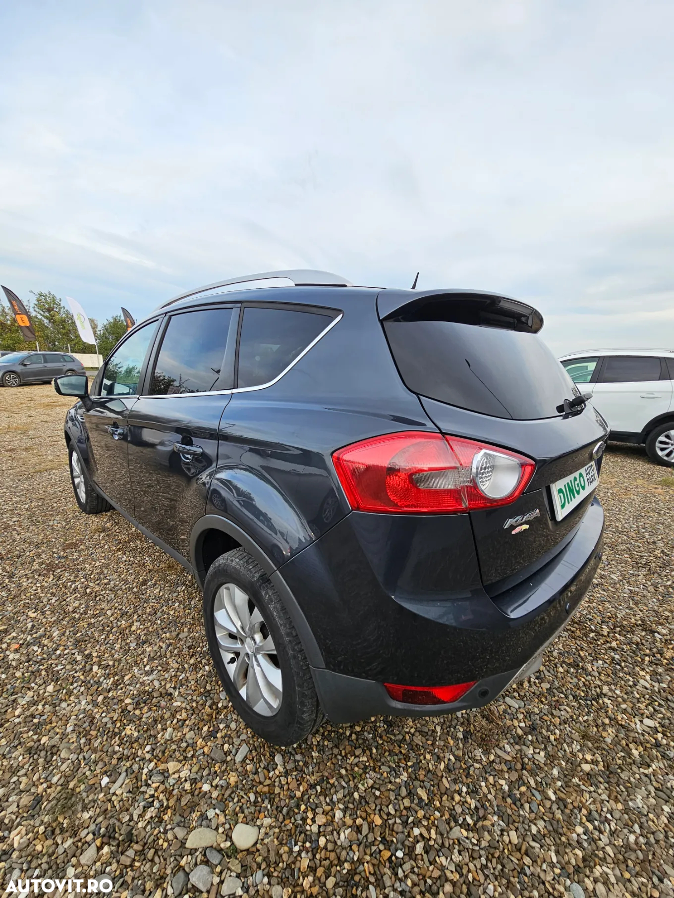 Ford Kuga 2.0 TDCi 4x4 Aut. Titanium - 4