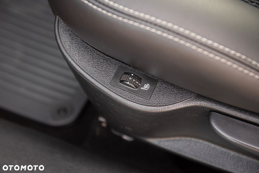 Peugeot 207 120 VTi Premium - 22