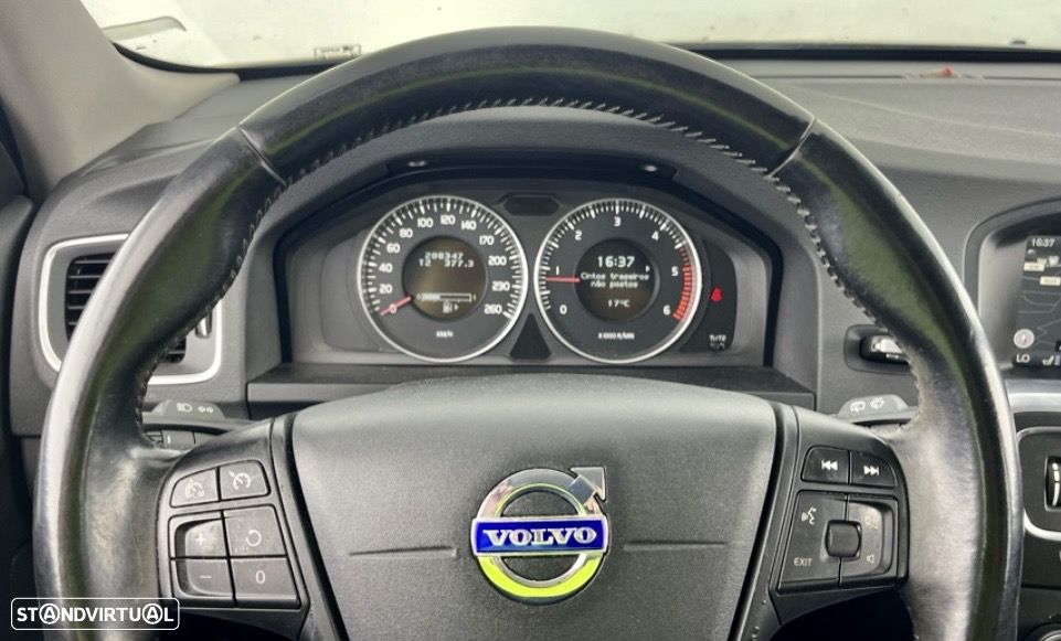 Volvo V60 D3 Momentum - 7