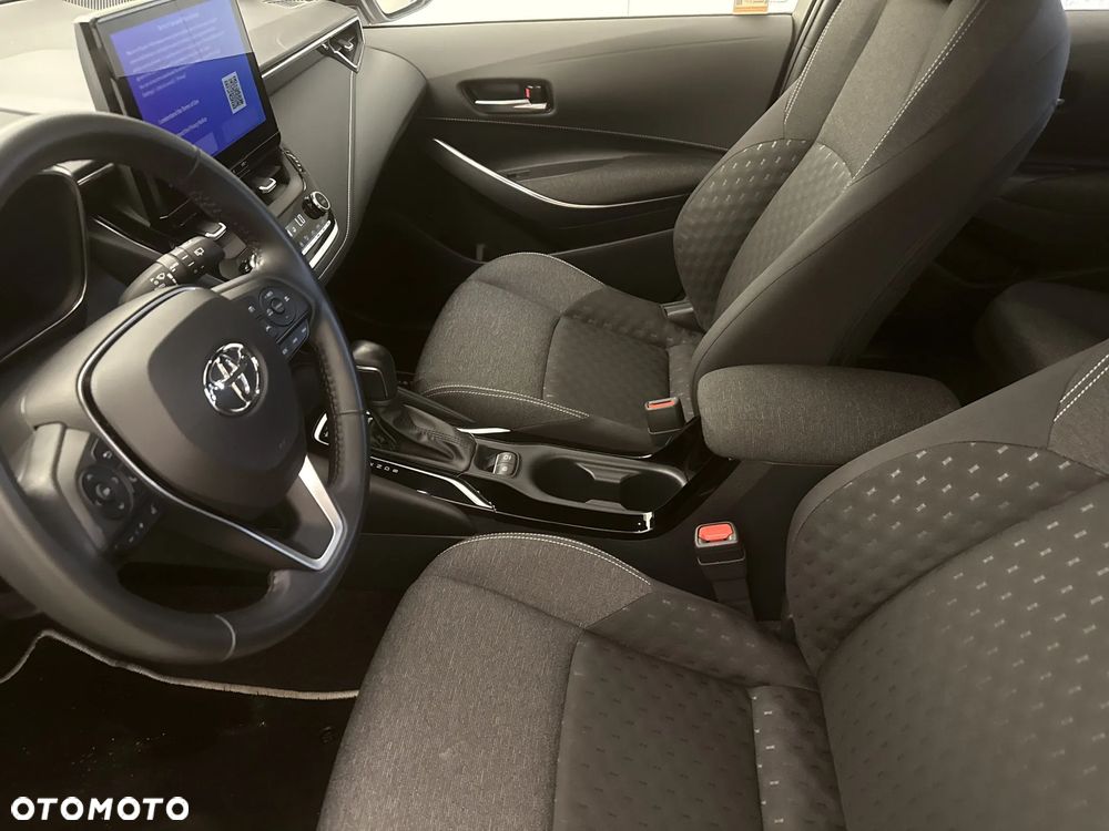 Toyota Corolla 1.8 Hybrid Comfort - 12