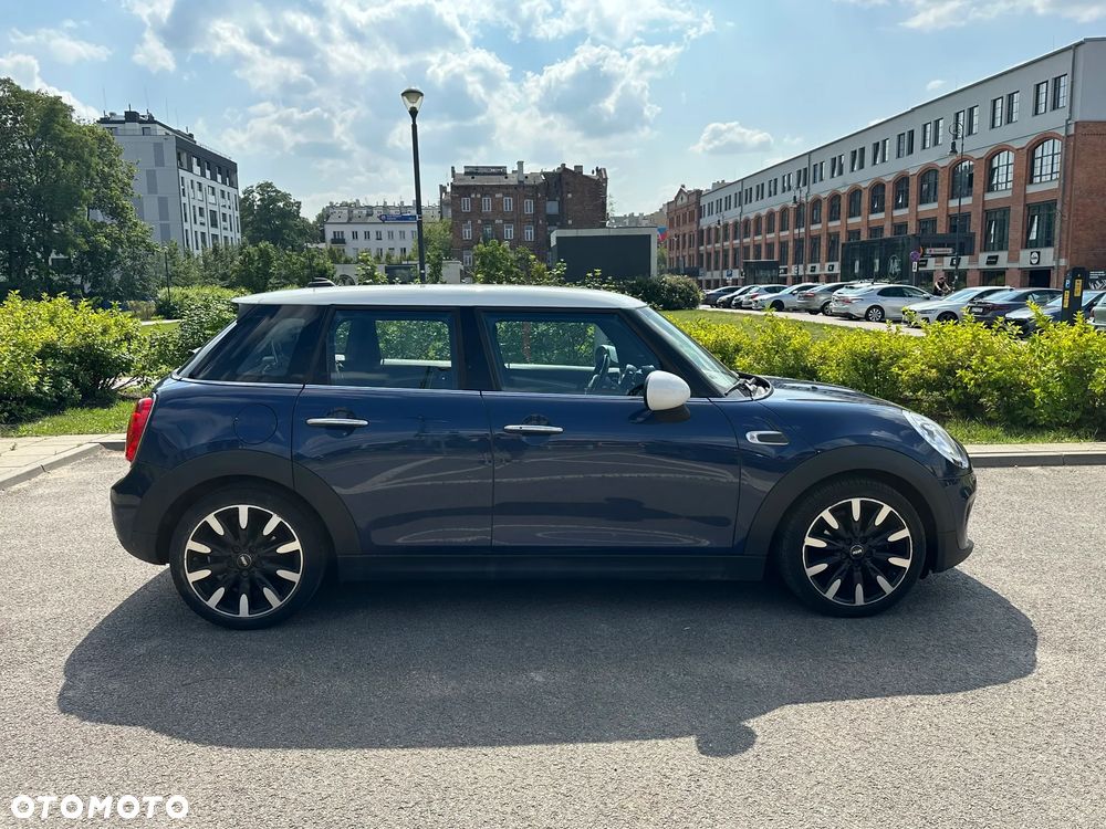 MINI Cooper Standard - 5
