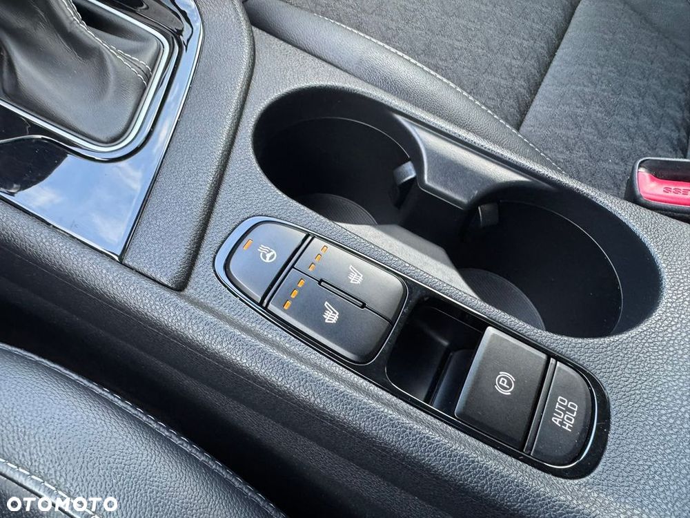 Kia Niro 1.6 GDI Hybrid L - 14