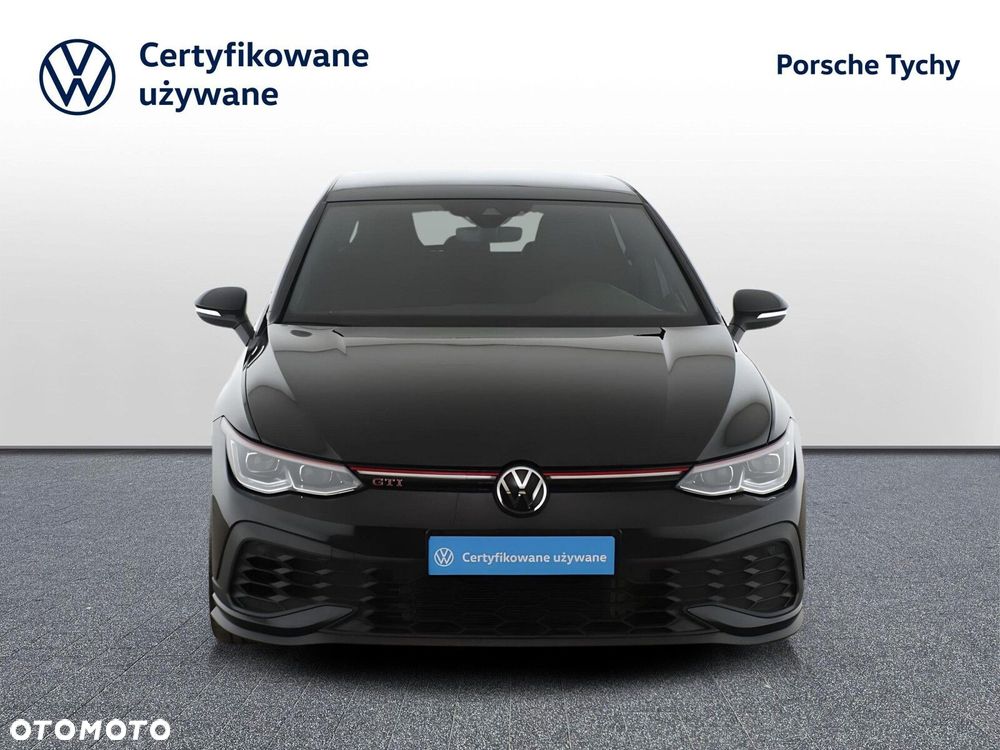 Volkswagen Golf - 26