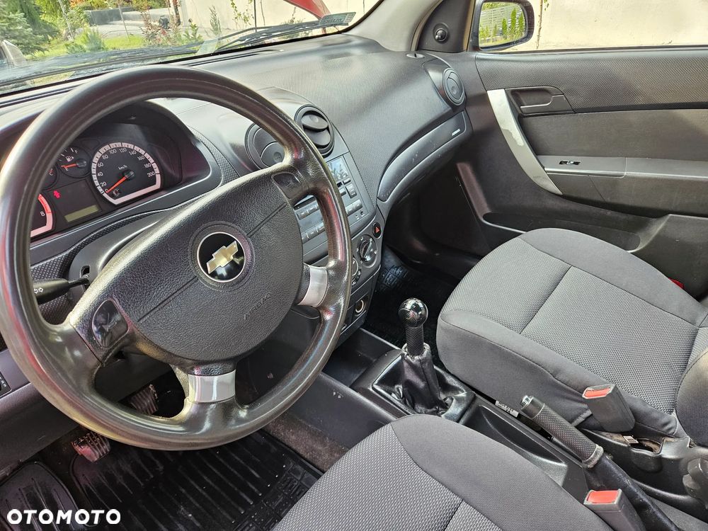 Chevrolet Aveo 1.2 16V LS - 8