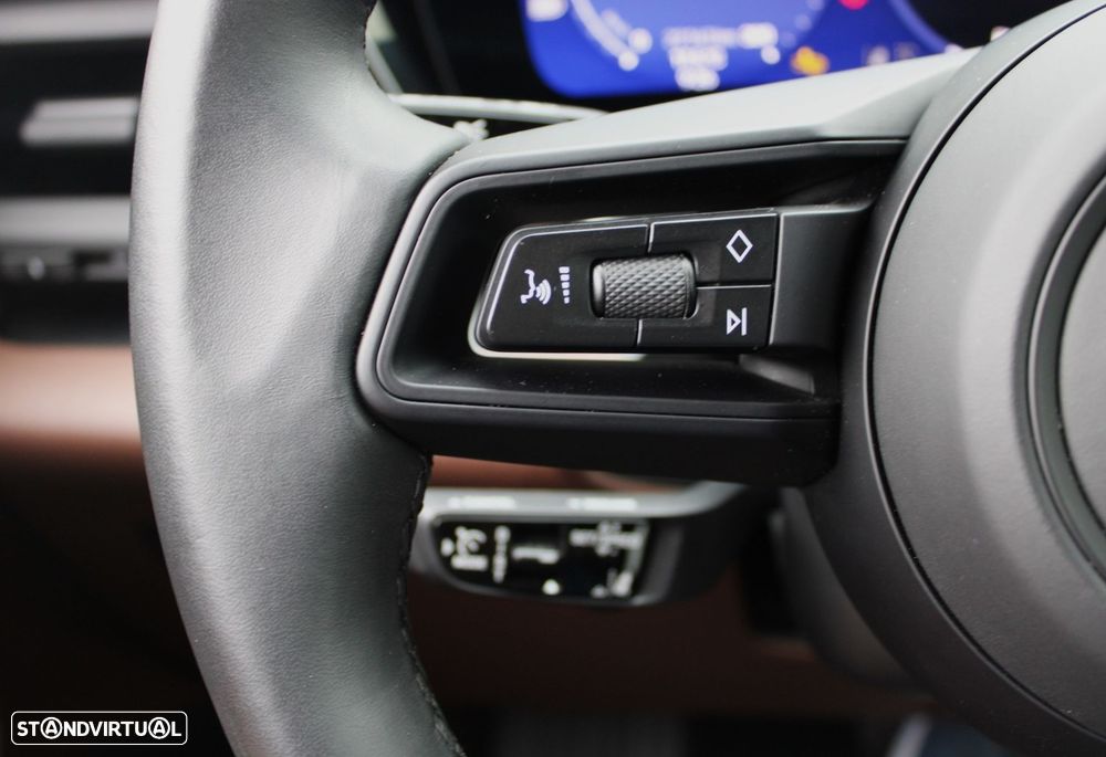 Porsche Macan Electric 4 - 26