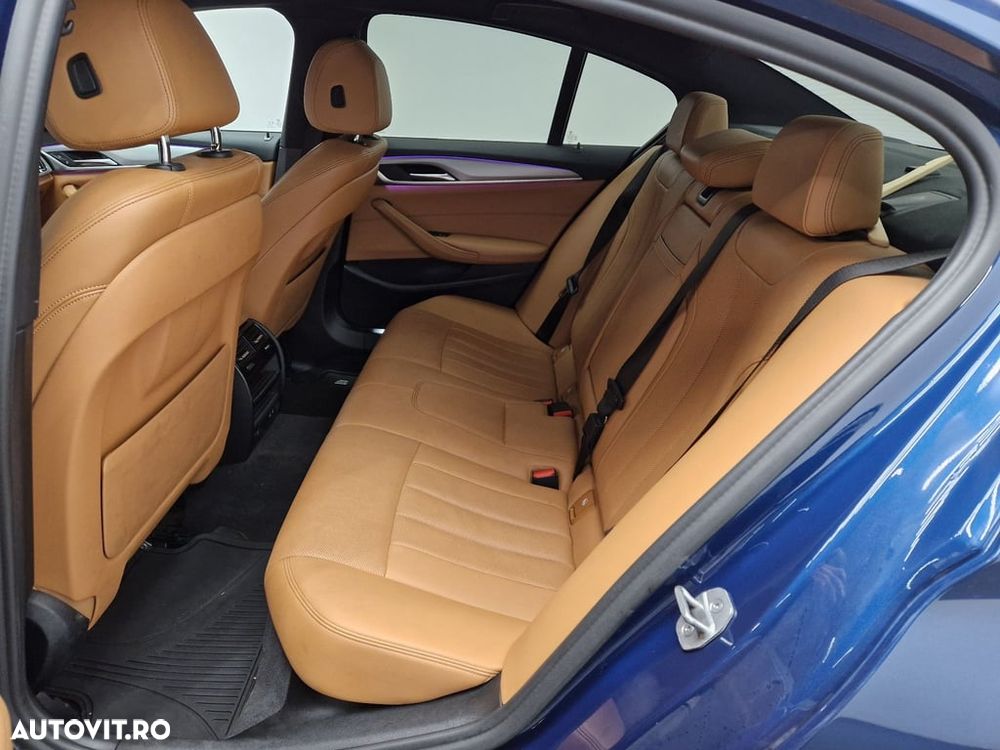 BMW Seria 5 520d xDrive AT - 10