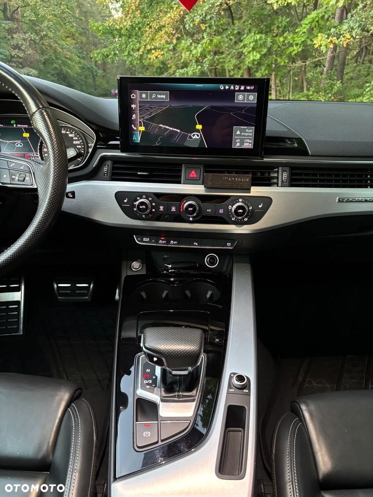 Audi A4 Avant 40 TDI Quattro S Line S tronic - 32