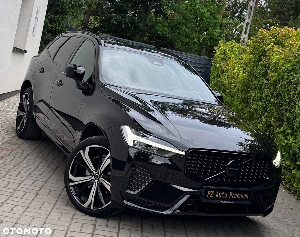 Volvo XC 60 B4 D AWD Plus Dark - 2