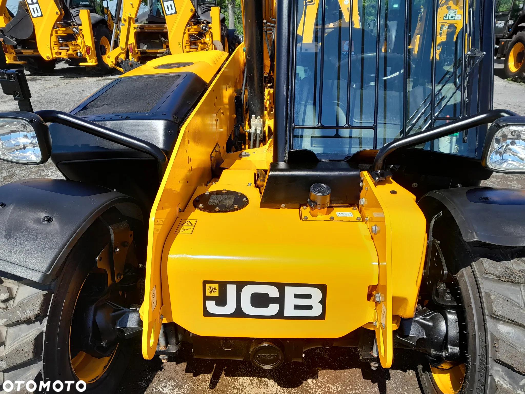 JCB 525-60 - 12
