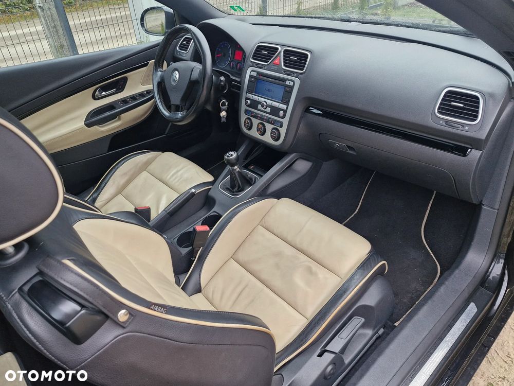 Volkswagen Eos 2.0 TSI Sport & Style - 14